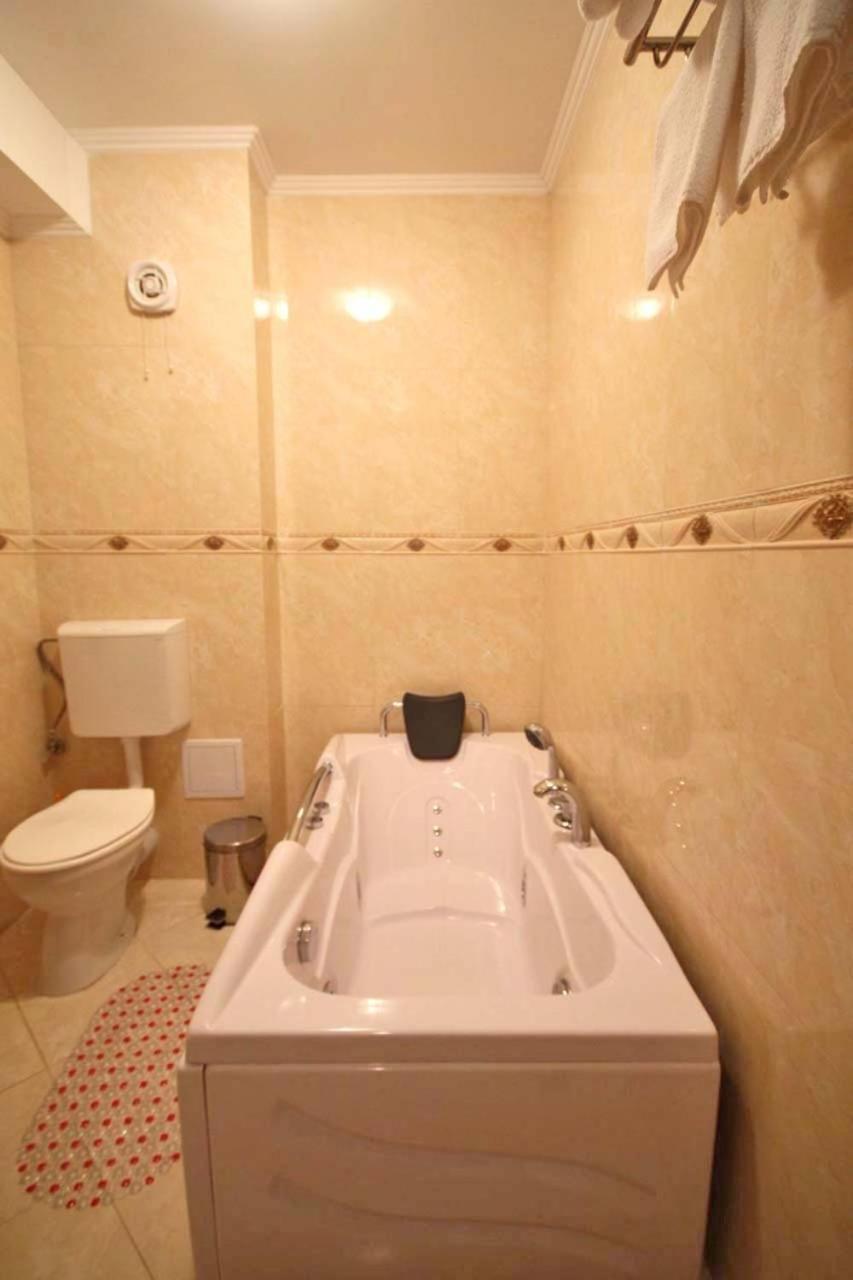 Hotel Ibiza Eforie Nord Ngoại thất bức ảnh